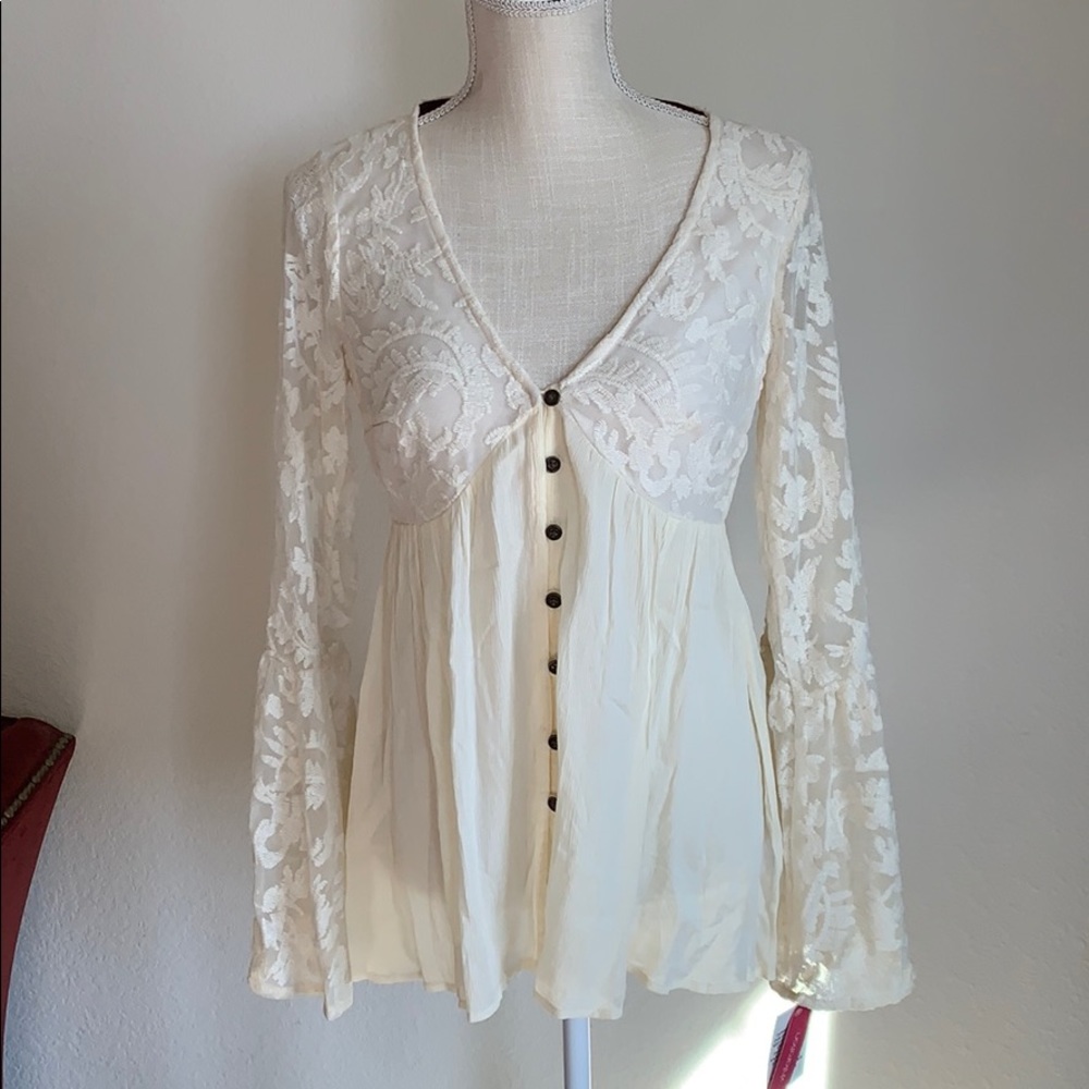 Xhilaration peasant top